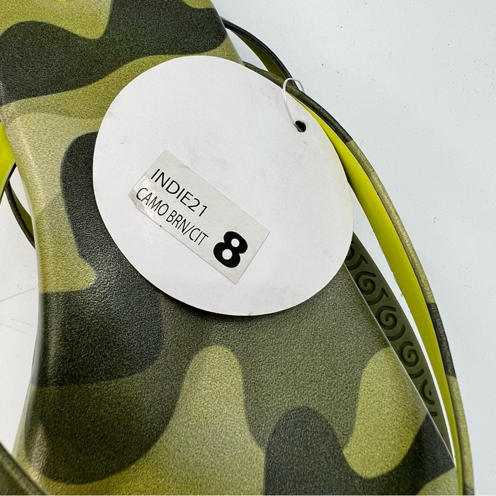 NWT Solei Sea Indie Camo Citron Sandal Camouflage Leather Sandal Green US 8 EU39 - Picture 10 of 11